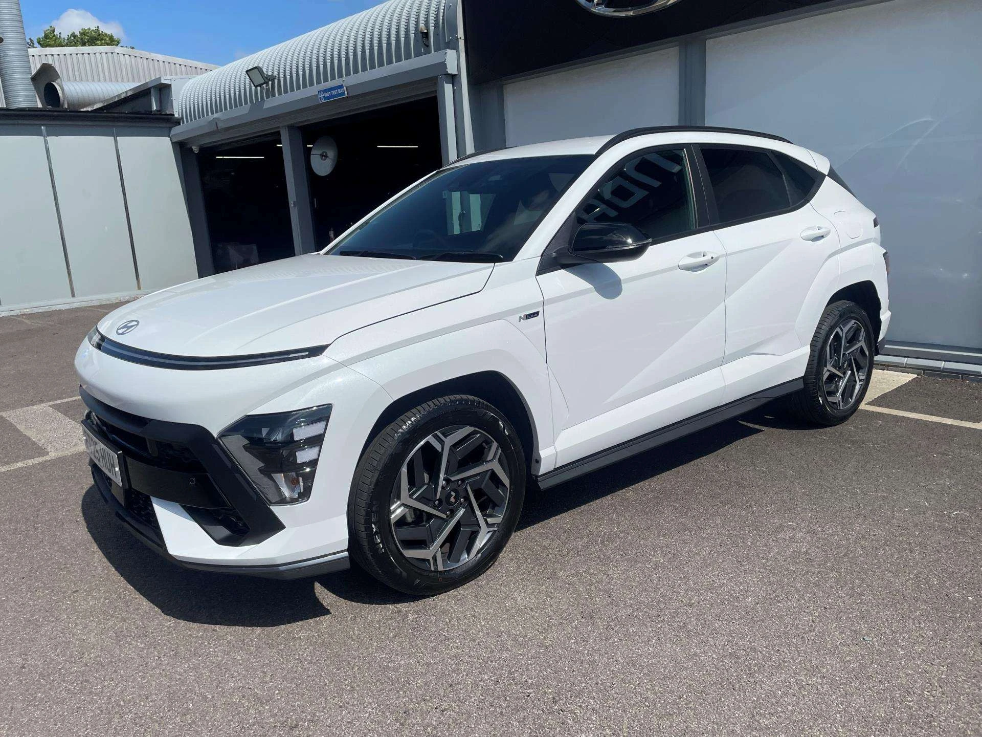 Vehicle image 6