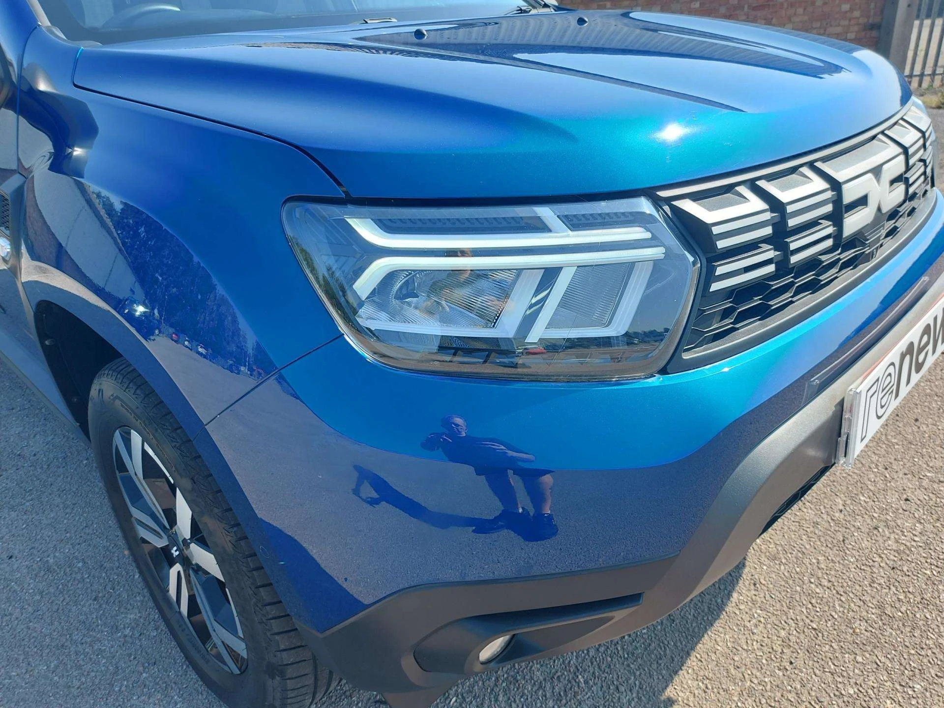 Vehicle image 7