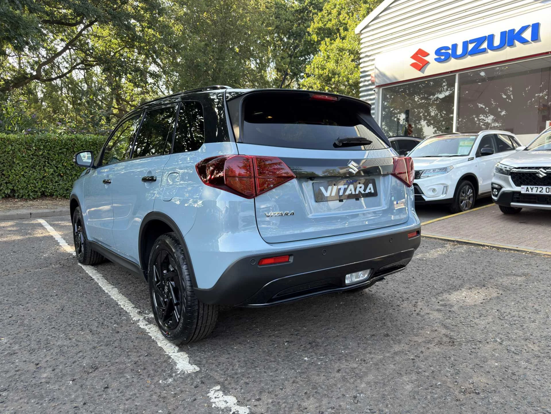 Vehicle image 3