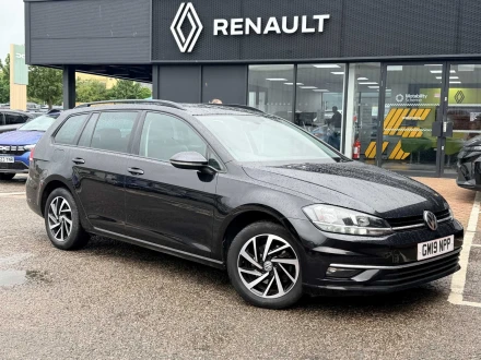 Volkswagen Golf Listing Image