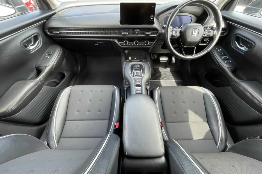 Vehicle Image - 3