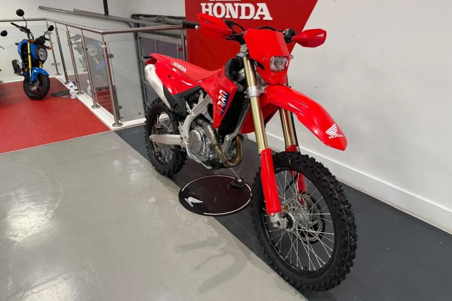 Vehicle Image - 1