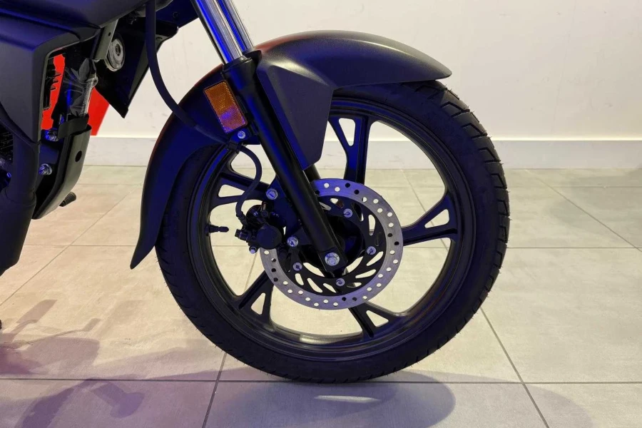 Vehicle Image - 3
