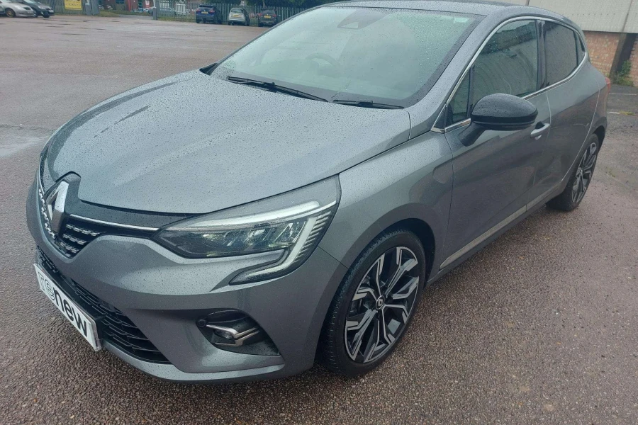 Vehicle Image - 2