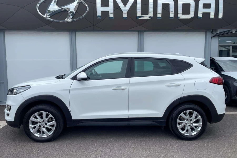 Vehicle Image - 2