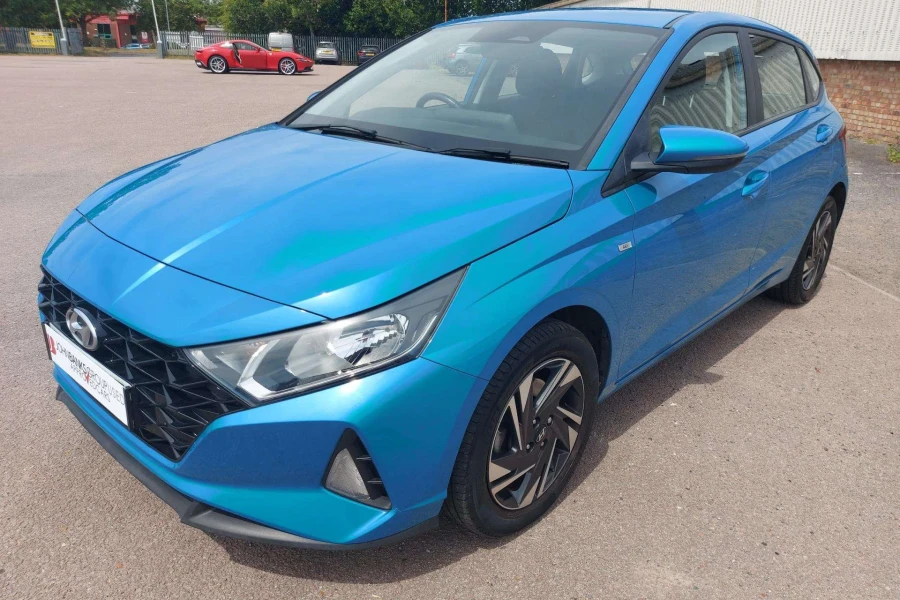 Vehicle Image - 2