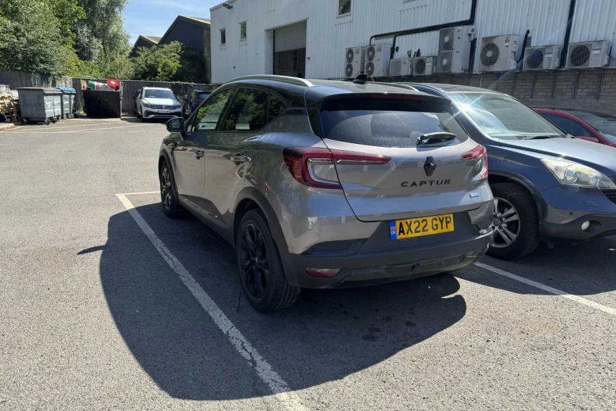 Vehicle Image - 1