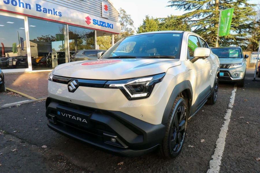 Vehicle Image - 2