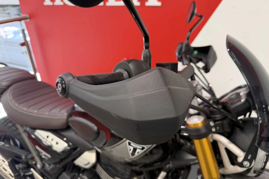 Vehicle Image - 3