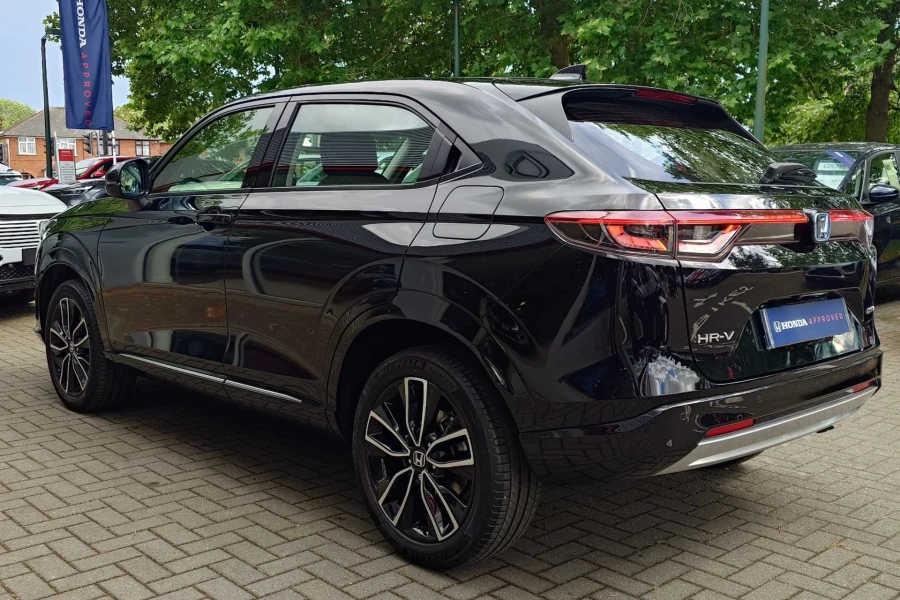 Vehicle Image - 2