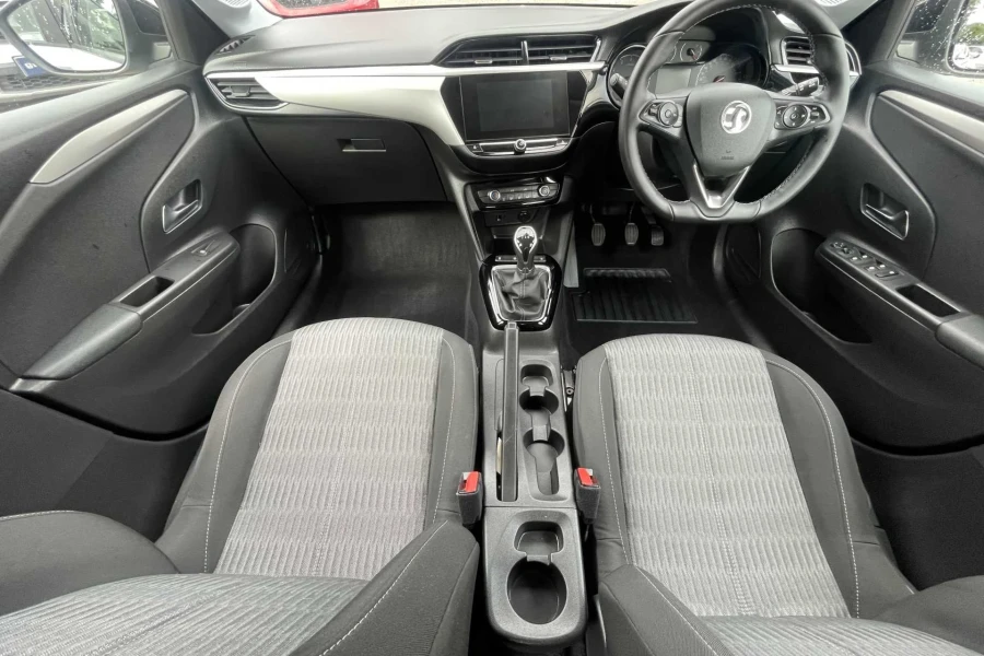 Vehicle Image - 3