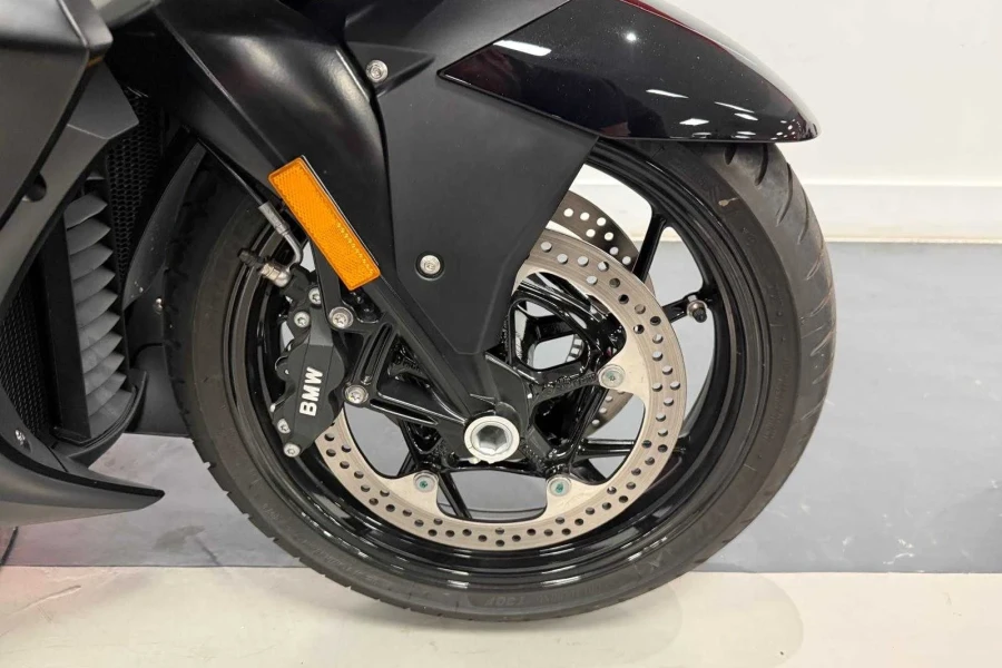 Vehicle Image - 3