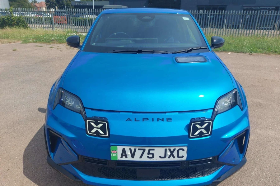 Vehicle Image - 1