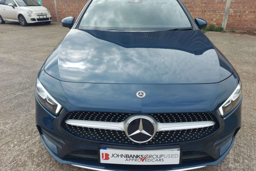 Vehicle Image - 1