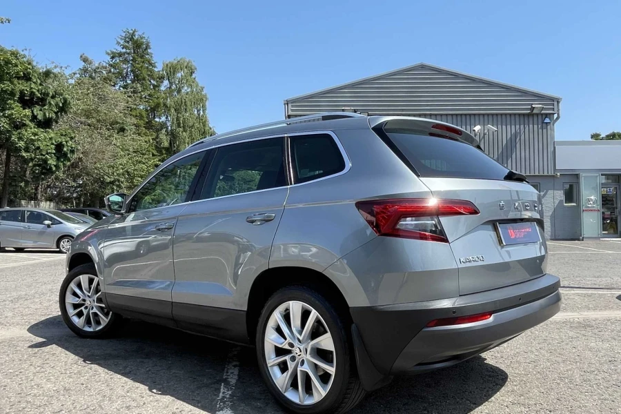 Vehicle Image - 2