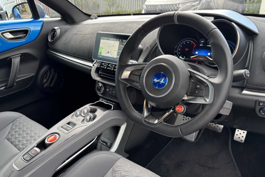 Vehicle Image - 3
