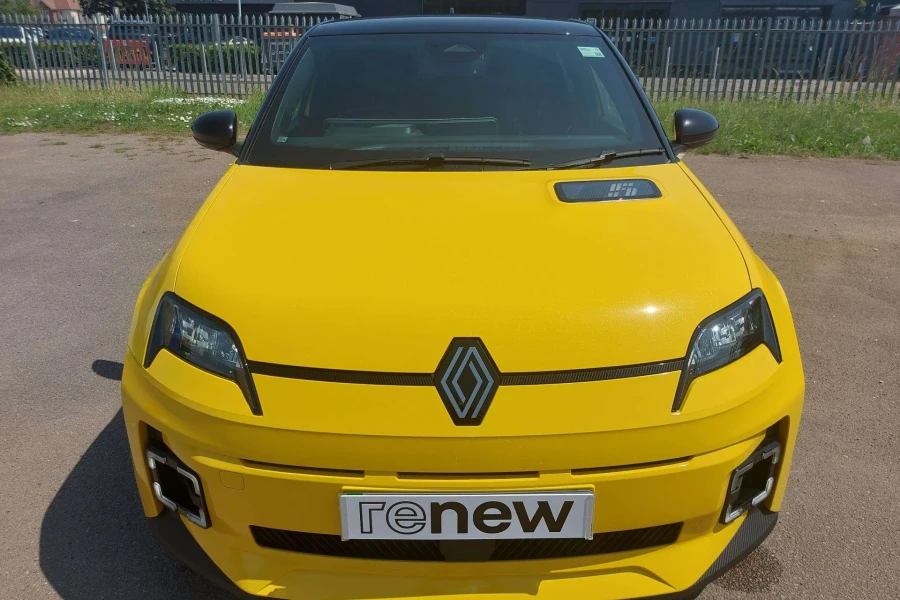Vehicle Image - 1