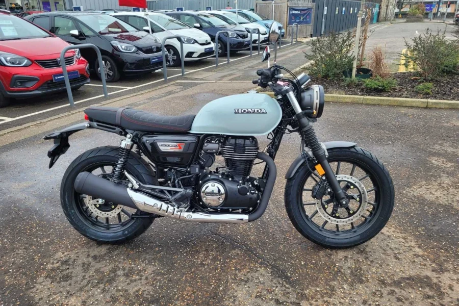 Vehicle Image - 1