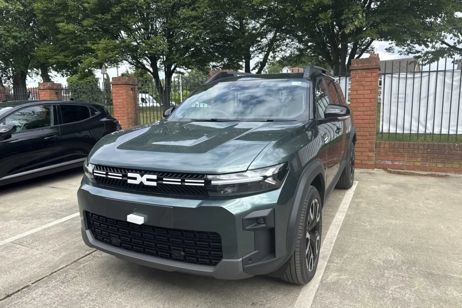 Vehicle Image - 0