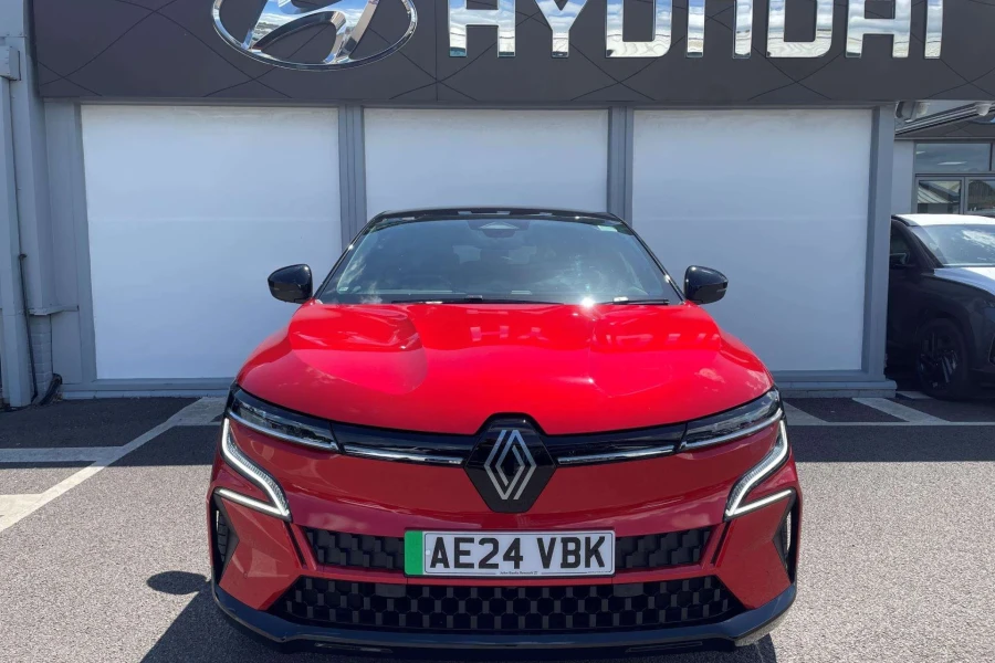Vehicle Image - 3