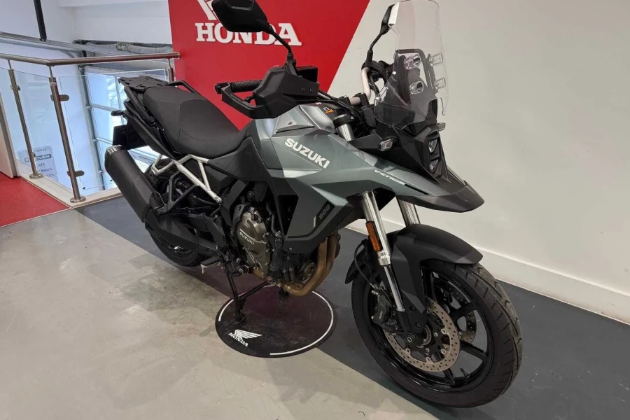 Vehicle Image - 1