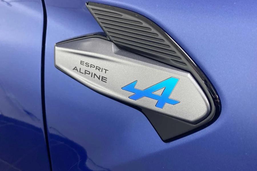 Vehicle Image - 3