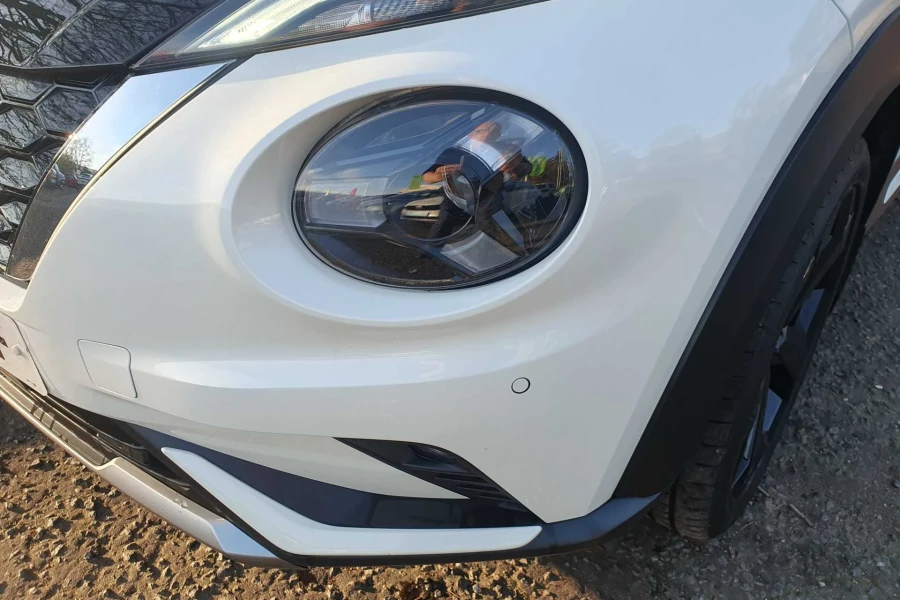 Vehicle Image - 3