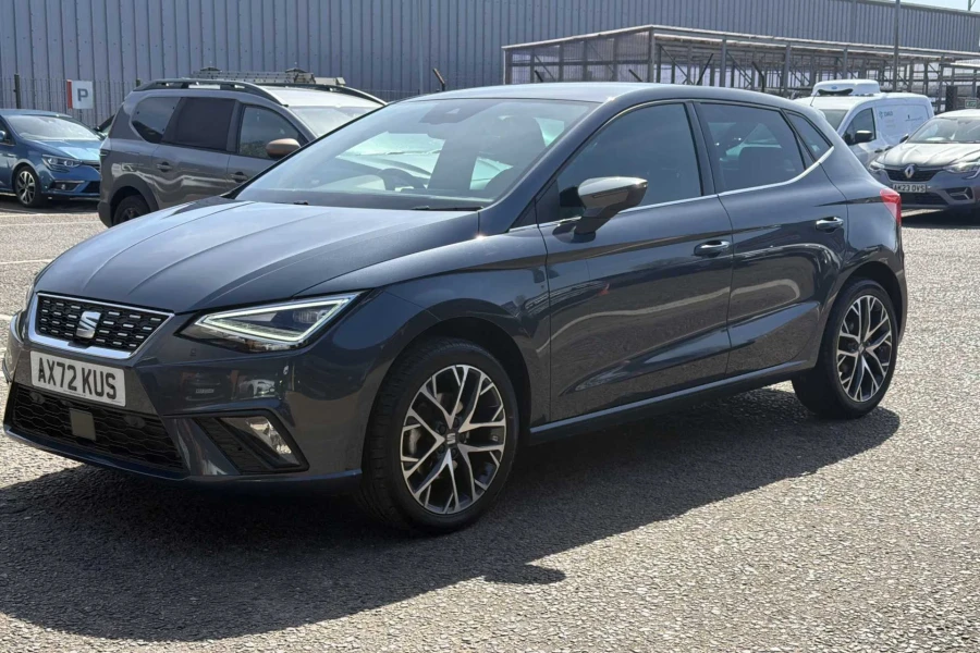 Vehicle Image - 1