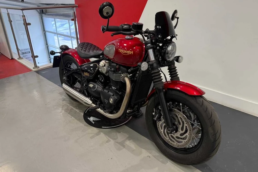 Vehicle Image - 1