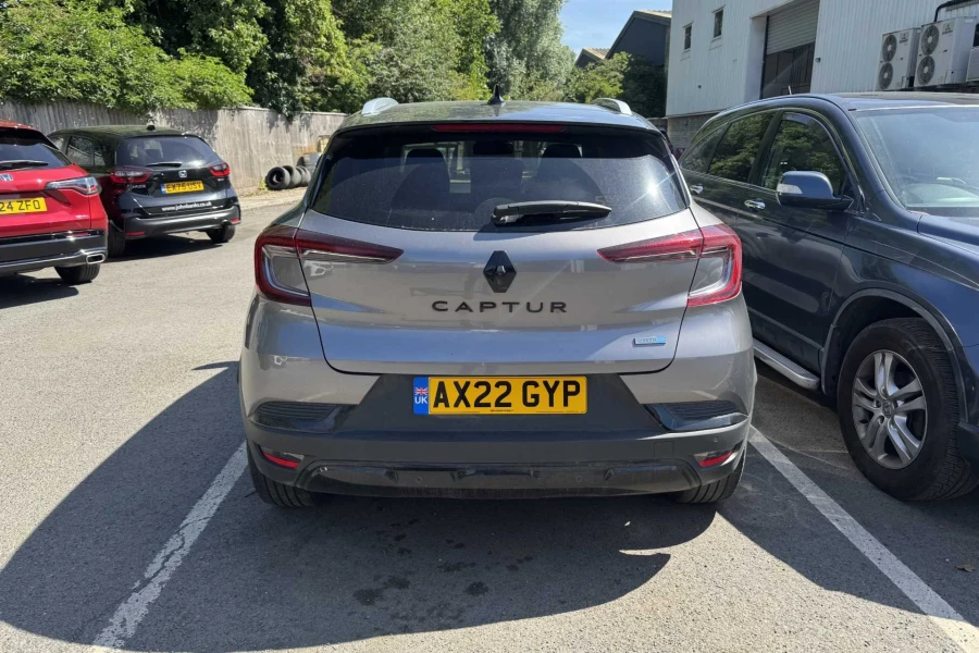 Vehicle Image - 3
