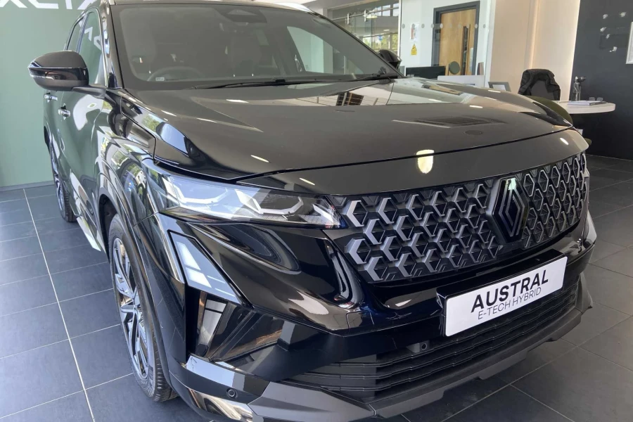 Vehicle Image - 0
