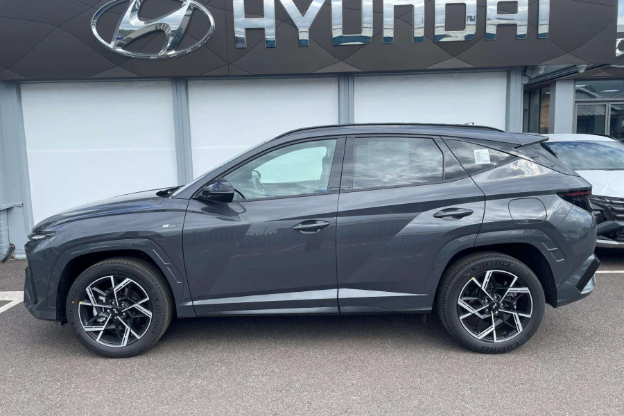 Vehicle Image - 2