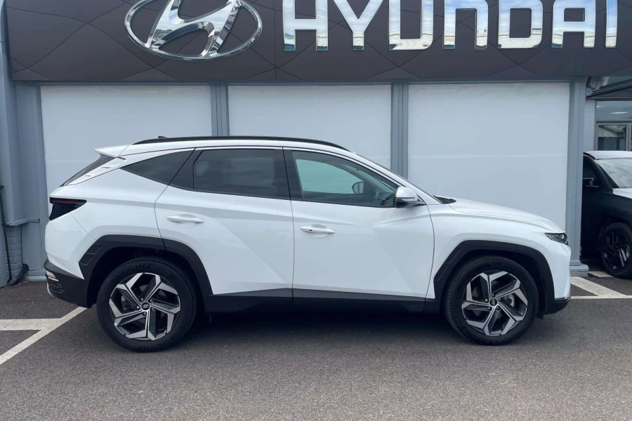 Vehicle Image - 1