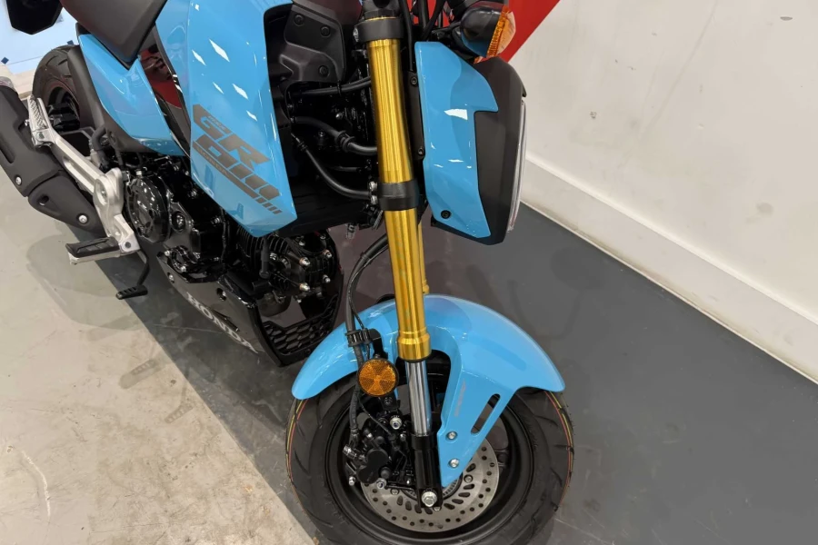 Vehicle Image - 3