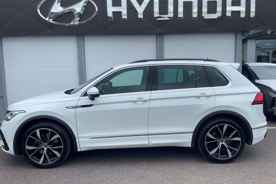 Vehicle Image - 2