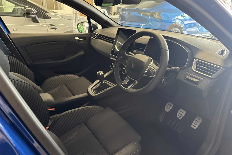 Vehicle Image - 1