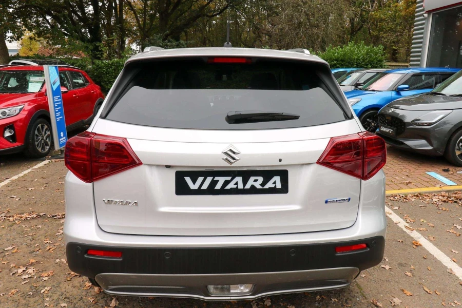 Vehicle Image - 3