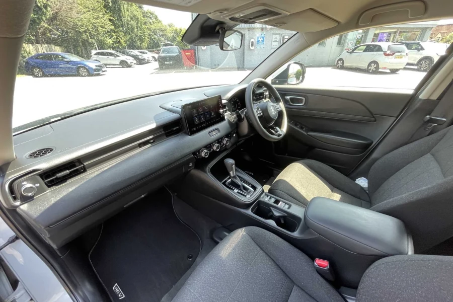 Vehicle Image - 1