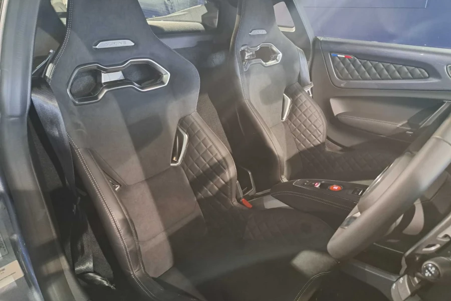Vehicle Image - 3