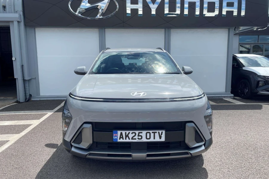 Vehicle Image - 3
