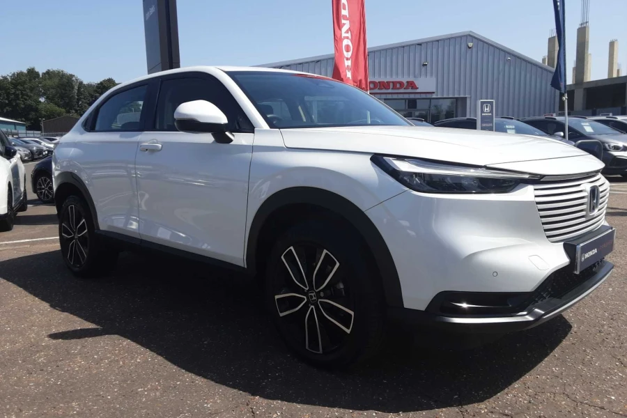 Vehicle Image - 1