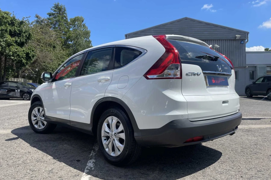 Vehicle Image - 2