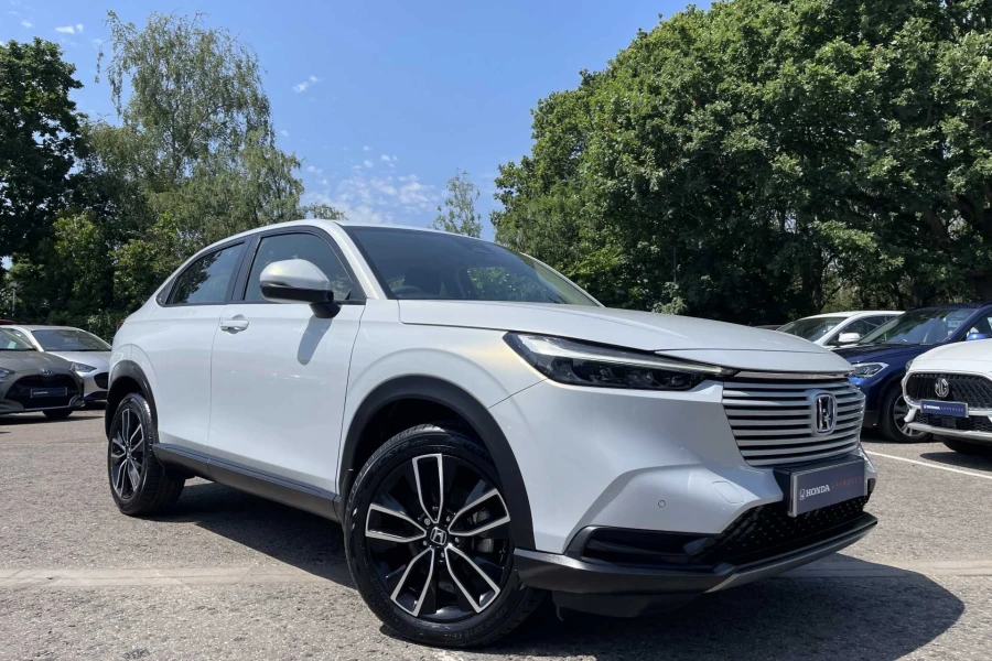 Vehicle Image - 0