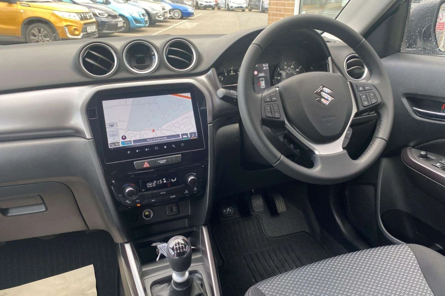 Vehicle Image - 3