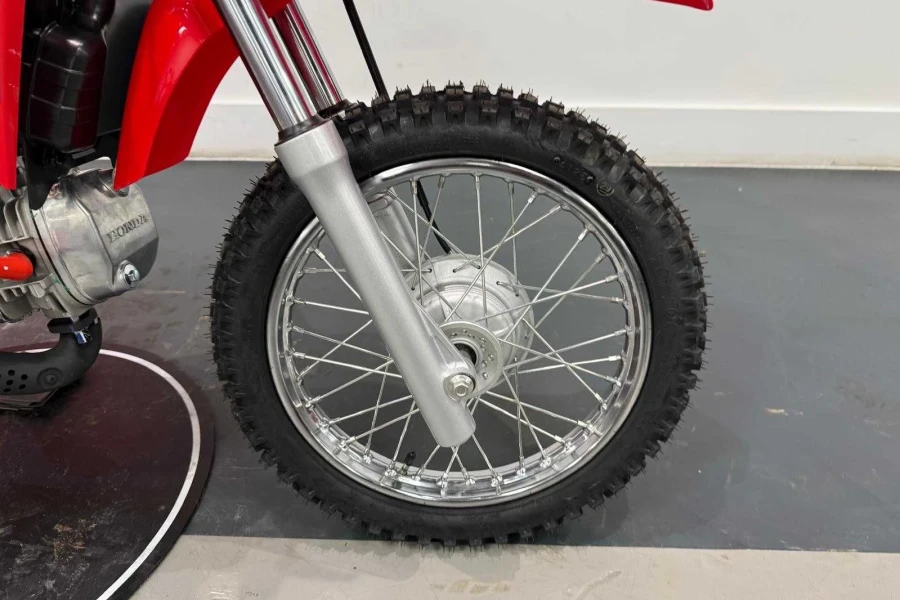 Vehicle Image - 3