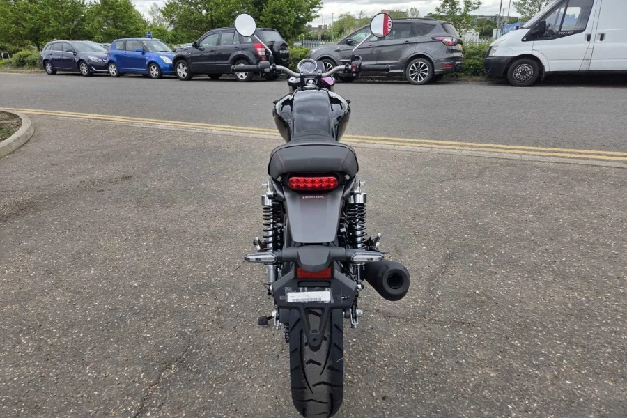 Vehicle Image - 3