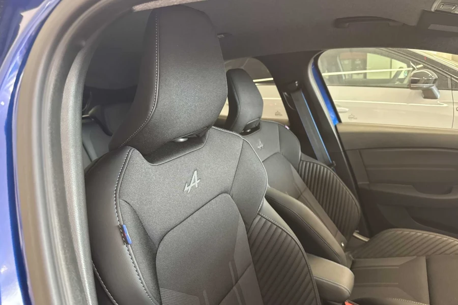 Vehicle Image - 2