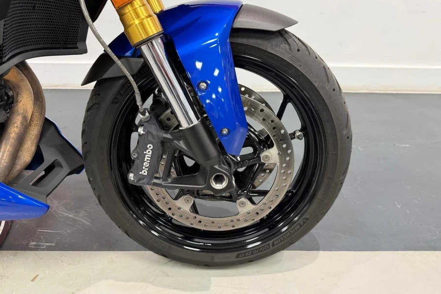 Vehicle Image - 3