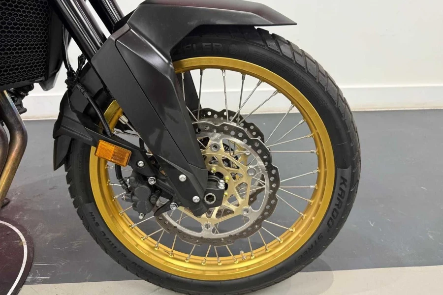 Vehicle Image - 3