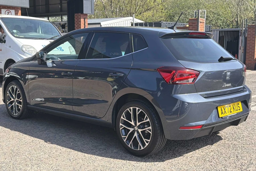 Vehicle Image - 2